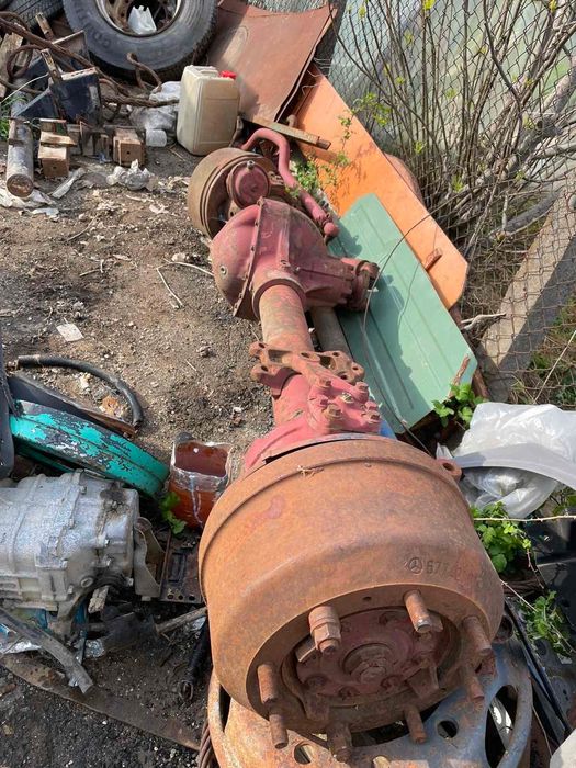 Чясти преден мост от Мерцедес 1320 4х4