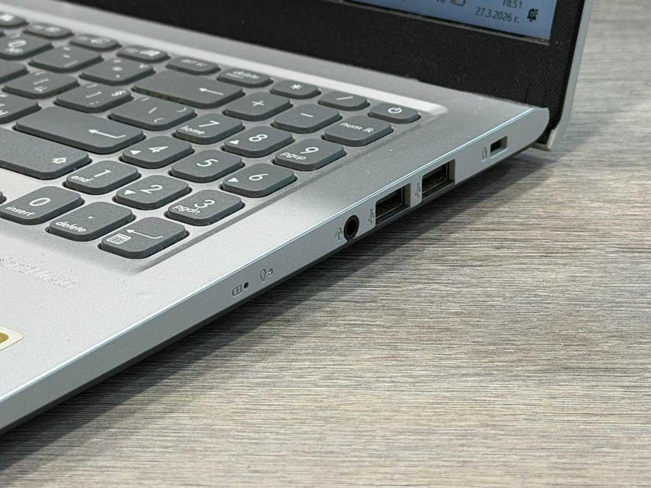 ASUS VivoBook 15 X515EA