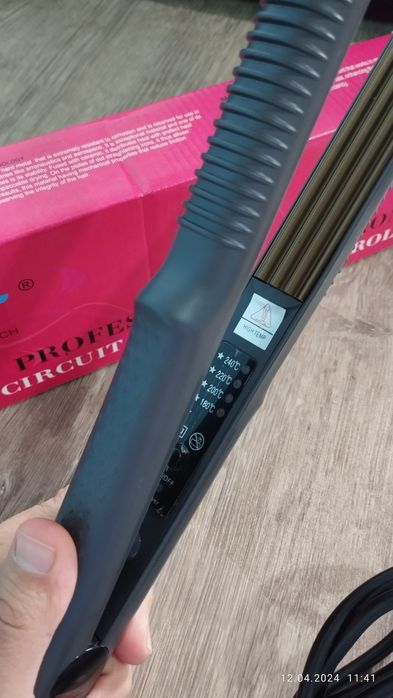 Sochlarni turmaklash uchun gafre stayler-ployka FBT