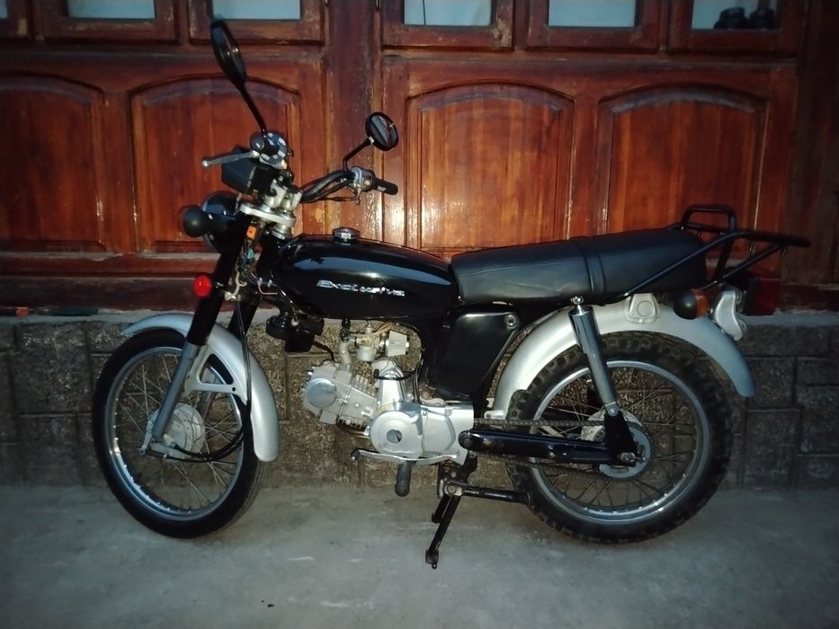 Yamaxa R 100 motosikl