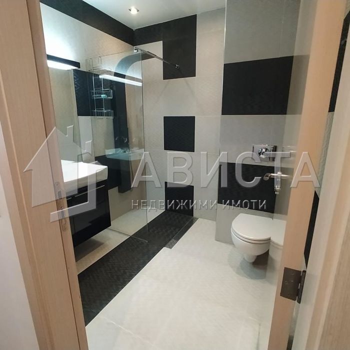 Дава се под наем Двустаен апартамент в София, Павлово - 90 кв.м за 765 € - Снимка #10