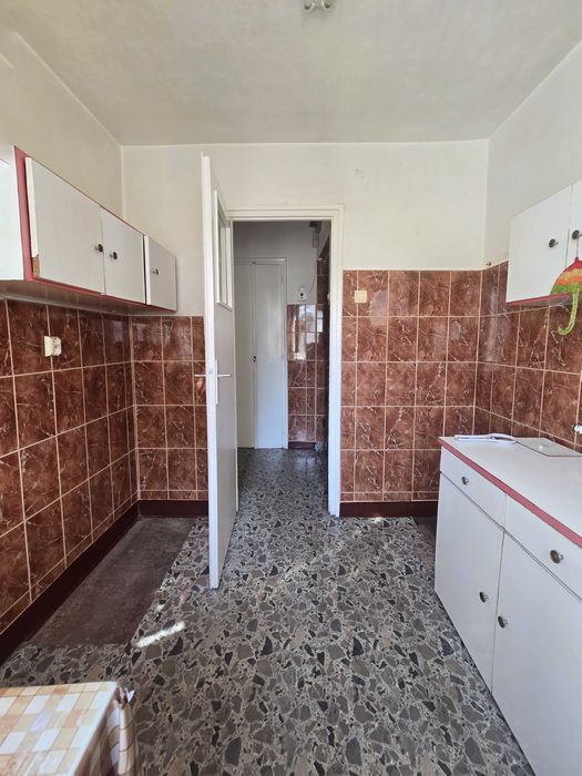 Direct Proprietar | Apartament 2 Camere - Bulevardul Revoluției | Etaj 2 | Negociabil