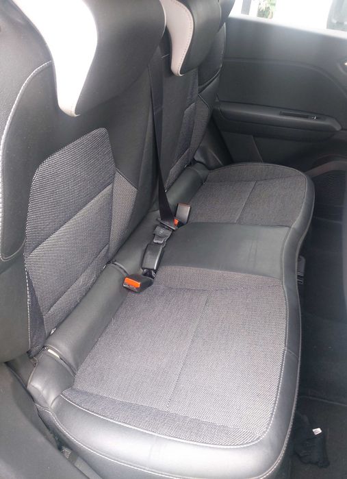 Отличен салон/ седалки Рено Каптюр Renault Captur