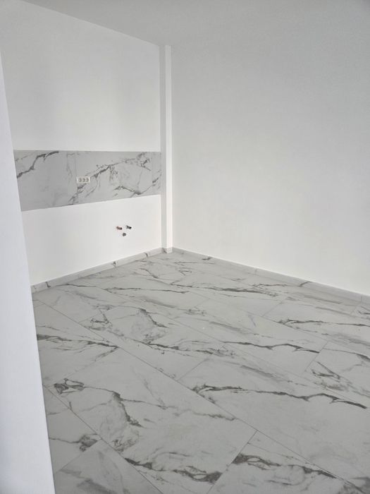 Vand apartament in bloc nou cu 1 loc de parcare inclus in pret
