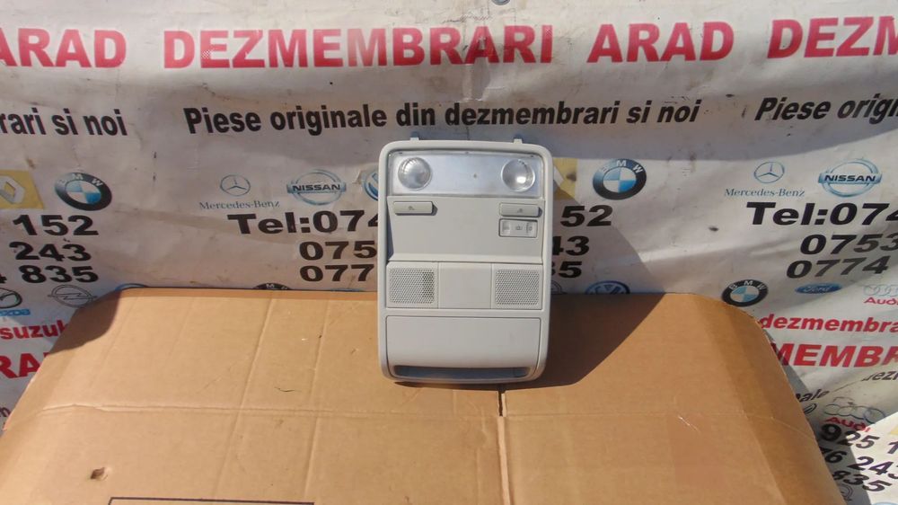 Plafoniera VW Golf 6 dezmembrez golf 6 1.2 1.4 benzina