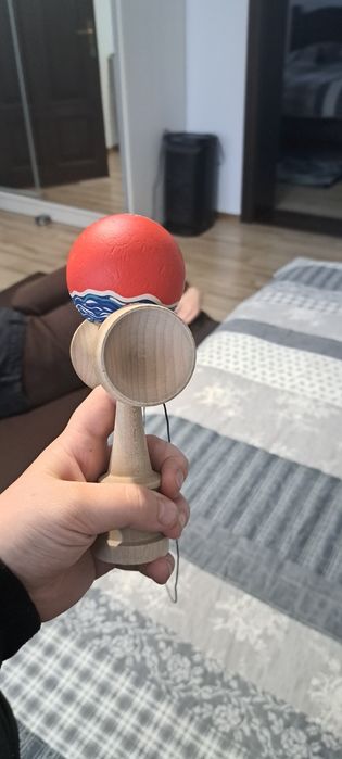 Krom Kendama Davide pro model.