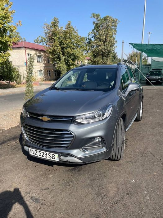 Tracker 1 premier sotiladi