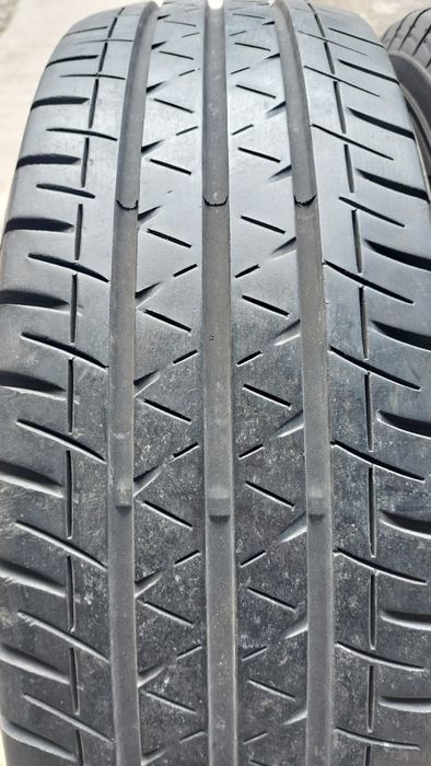 Гуми за Бус 215 75 16 C Yokohama BluEarth  Van 4 броя