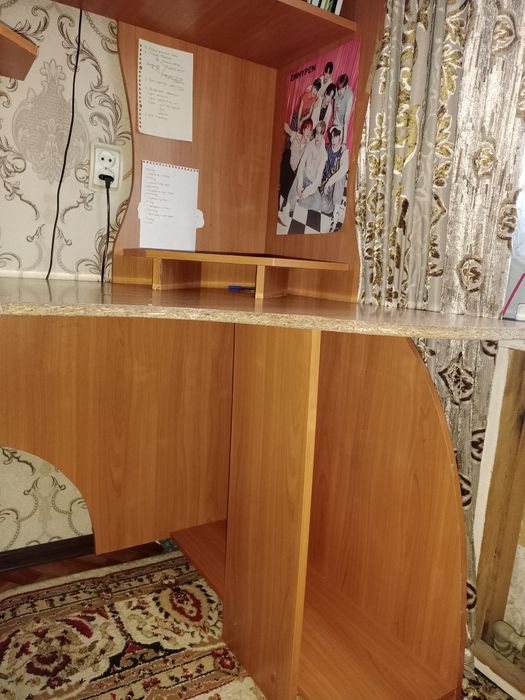 Компьютерный стол