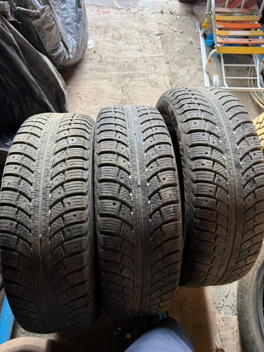 Шины продам срочно