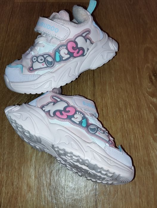 Кроссовки утеплённые на флисе