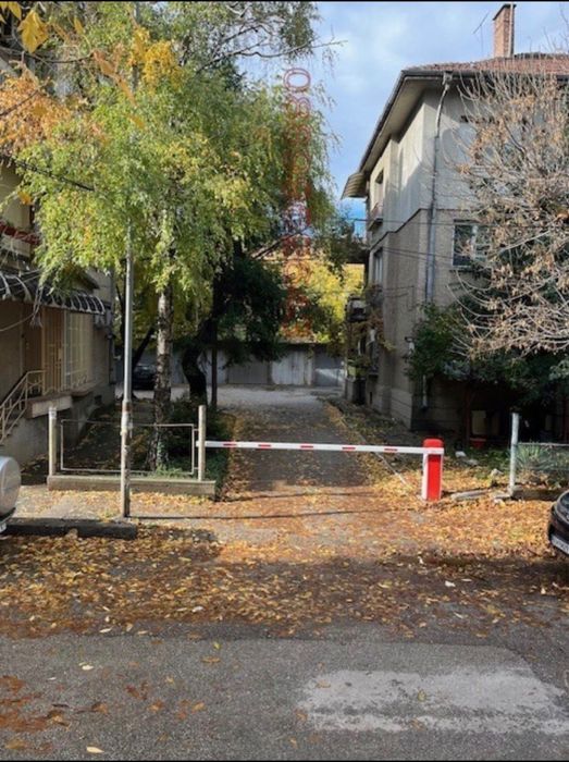 Продава 3-стаен апартамент 110 кв.м. в Плевен, идеален център