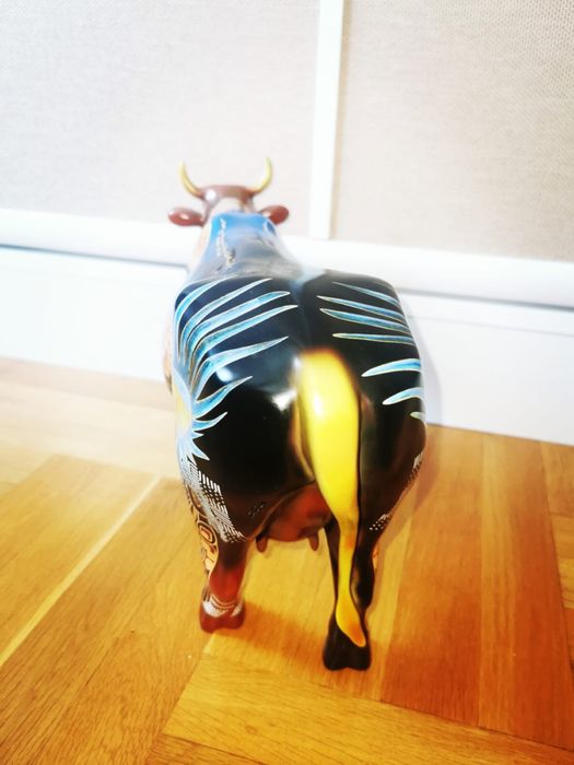 Антикварна фигура арт скулптура Свещена крава Cow Parade Sacred Cow