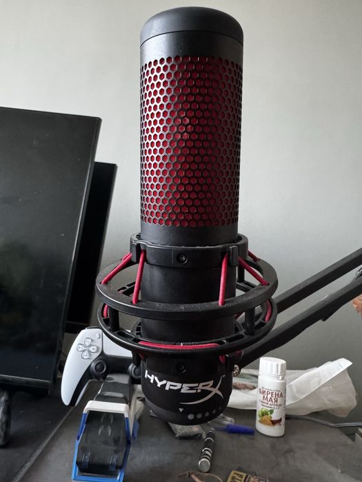 Микрофон hyperX quadcast
