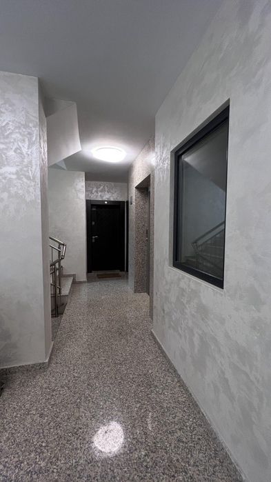 Дава се под наем Тристаен апартамент в Варна, Център - 70 кв.м за 800 € - Снимка #16