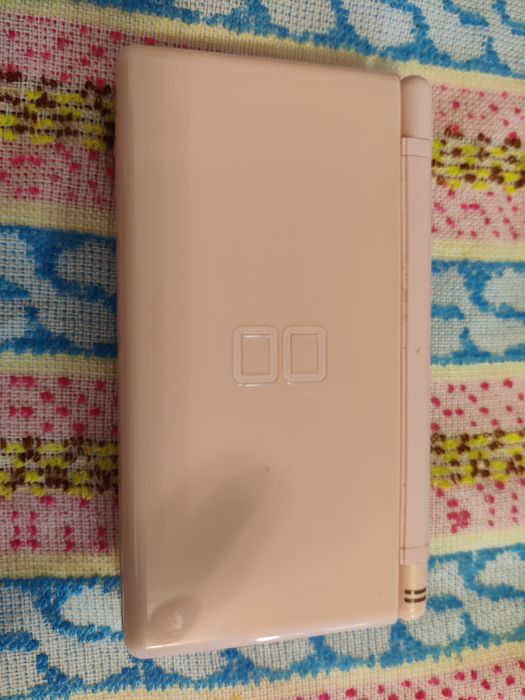 Nintendo DS lite