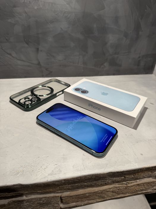 КАТО ЧИСТО НОВ Iphone 16, 98% батерия Teal