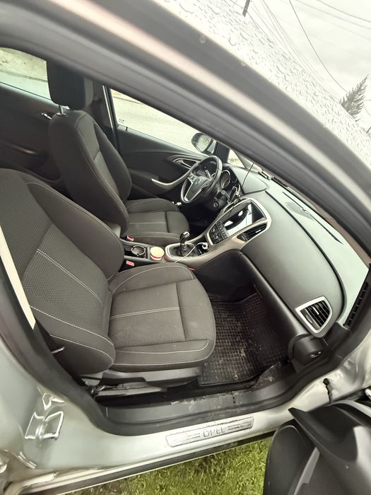 Opel astra j 1.4 turbo benzina+gpl din fabrica