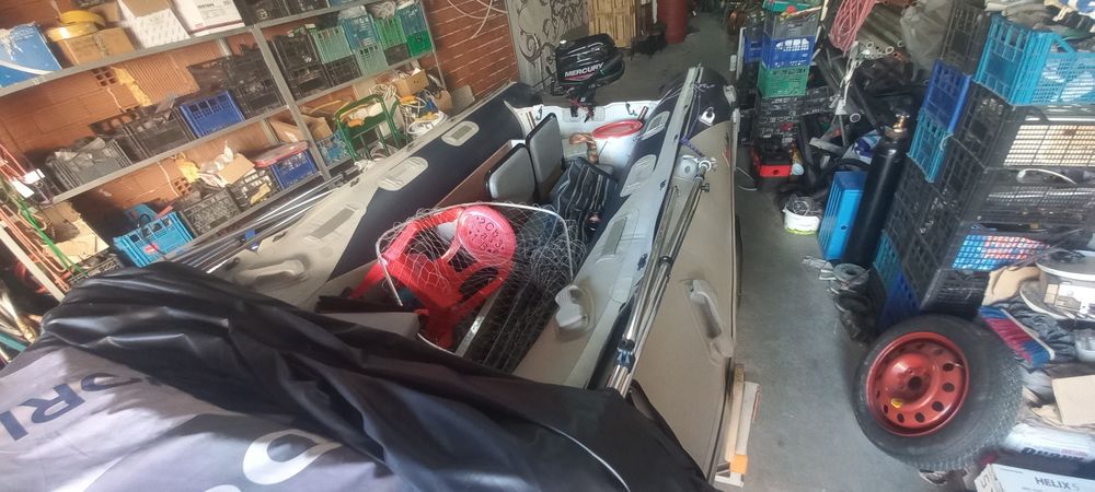 Лодка honda 4 м.