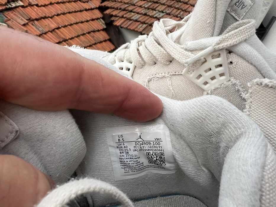 Nike Air Jordan 4 Retro 40