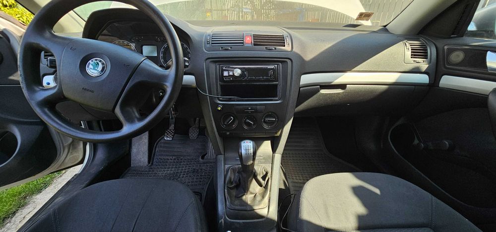 Skoda Octavia 2 4x4 2.0 FSI