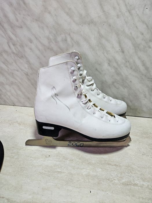 Patine 2060 gheata patinaj artistic  Bladerunner  marime 40,5 ( 26 cm)