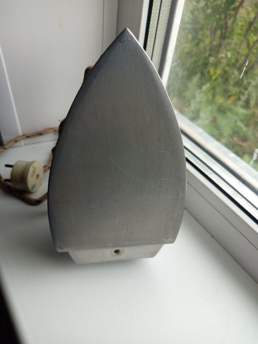 Утюг СССР  в отличном состоянии