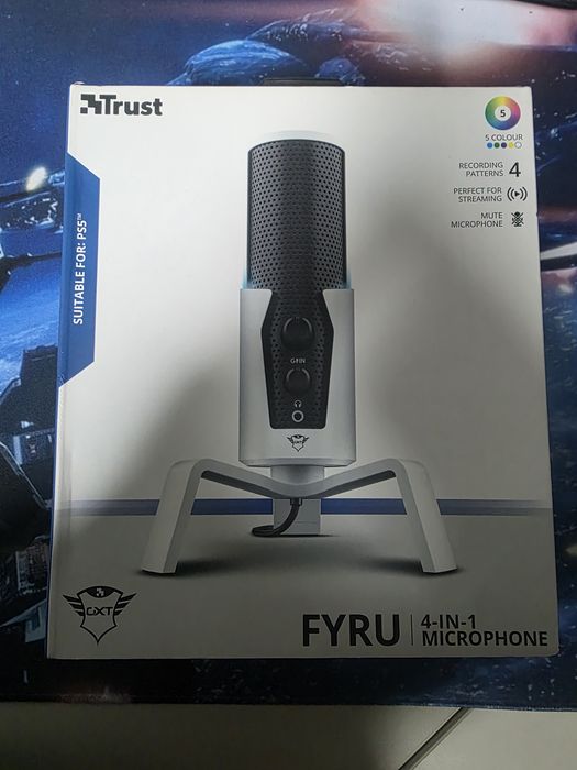 Trust FYRU Microfon gaming PS5 4in1, alb
GXT 258W Fyru Electret Microfon USB de birou pentru Studio