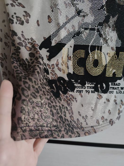 Продам  кофту.  Новая