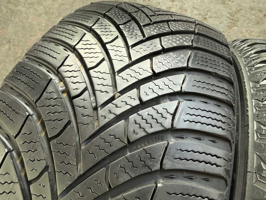 4x Anvelope Iarna 205/55 r16 M+S - Semperit Speed Grip 5
