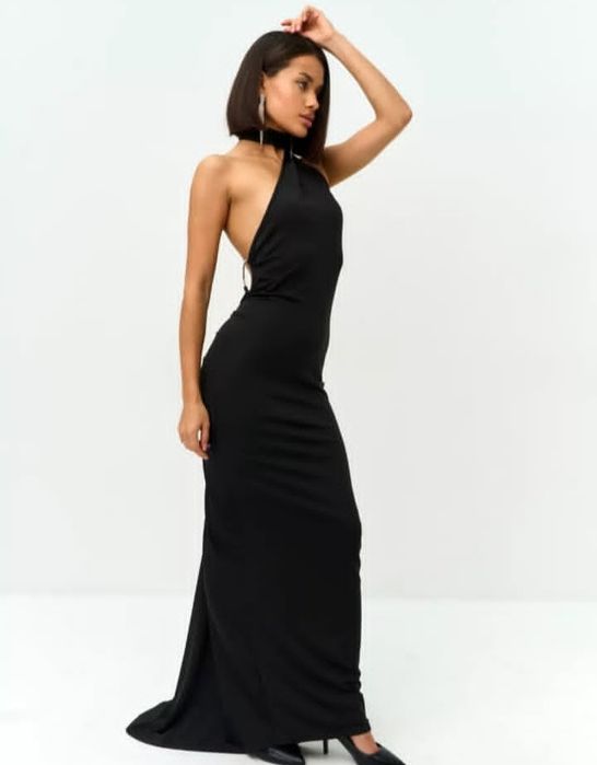 Платье длинное с открытой спиной