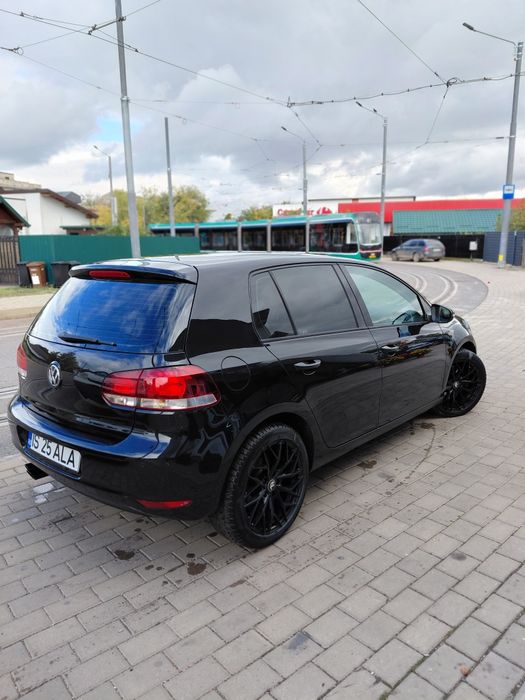VOLKSWAGEN Golf 2010 — imagine 4