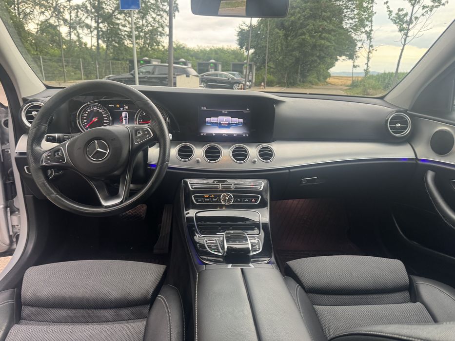 MERCEDES-BENZ C-Class 0 — imagine 4