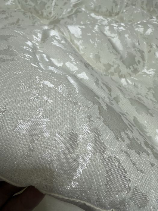 Продам теплые одеяло