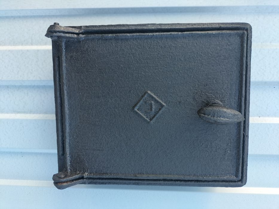 Дверцы для печи,в отличном состоянии!