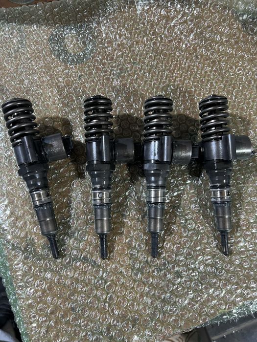 Audi A6 VW Golf 5 Touran Skoda Octavia Seat Altea 03G130073G