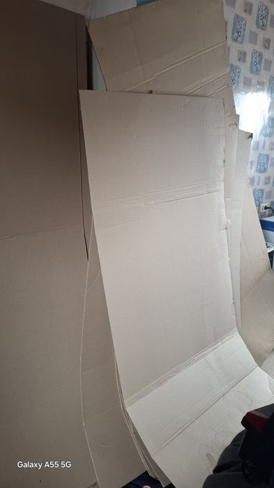 Продам картон для перевозок