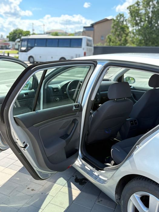 Vand Volkswagen Golf 5