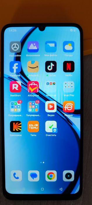 Телефон Realme Note 60