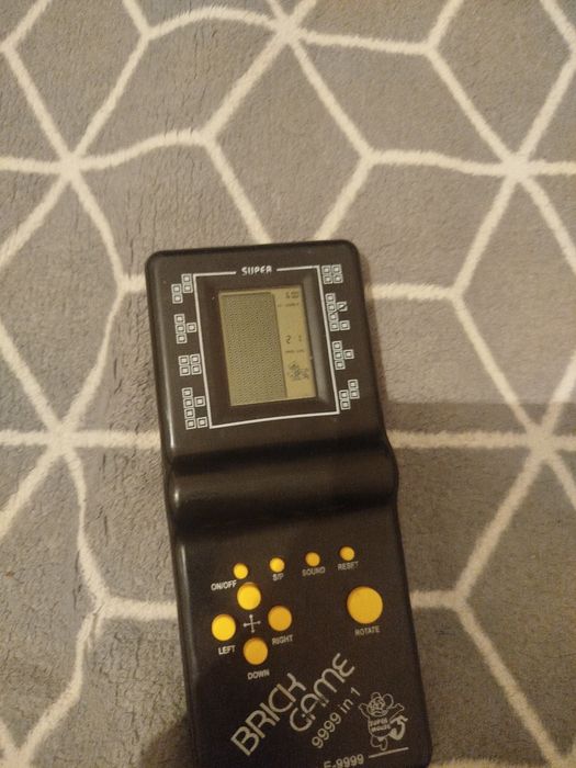 Gameboy с батарейками