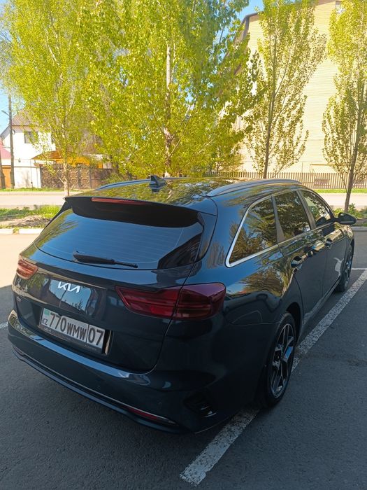 Продам kia ceed sw