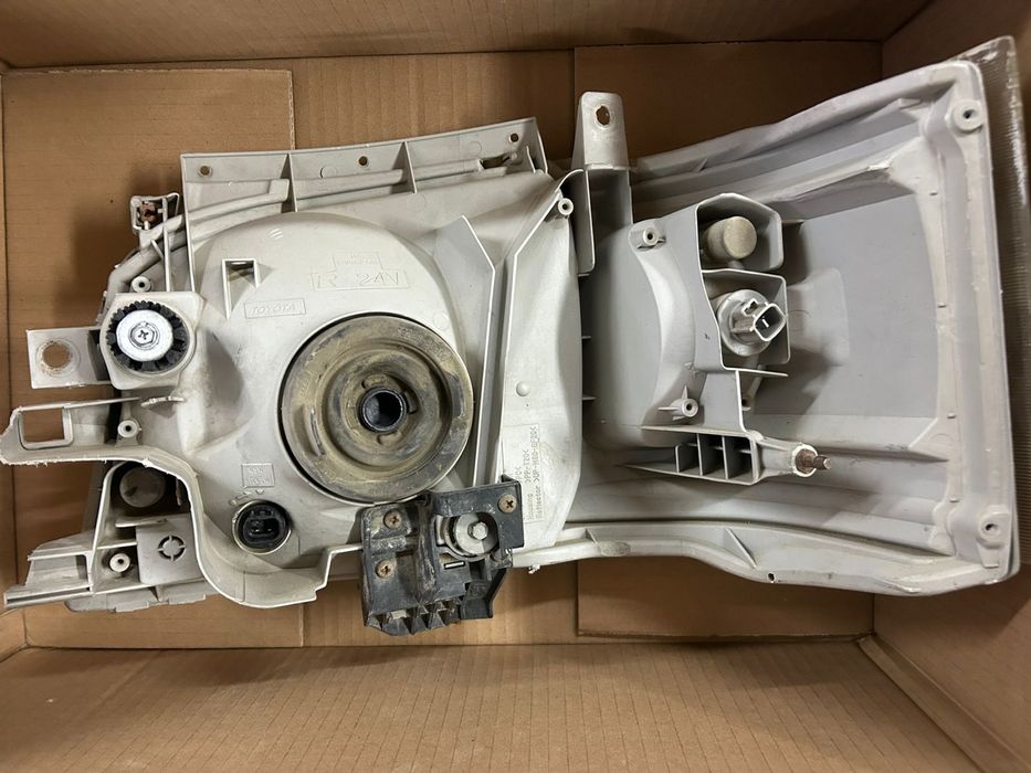 Фара хайс 2007года продам