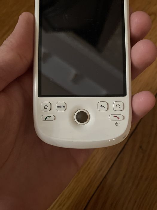 HTC первый в мире телефон антистресс