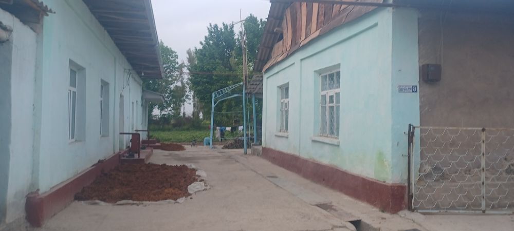 Uy joy sotiladi 22 sotih