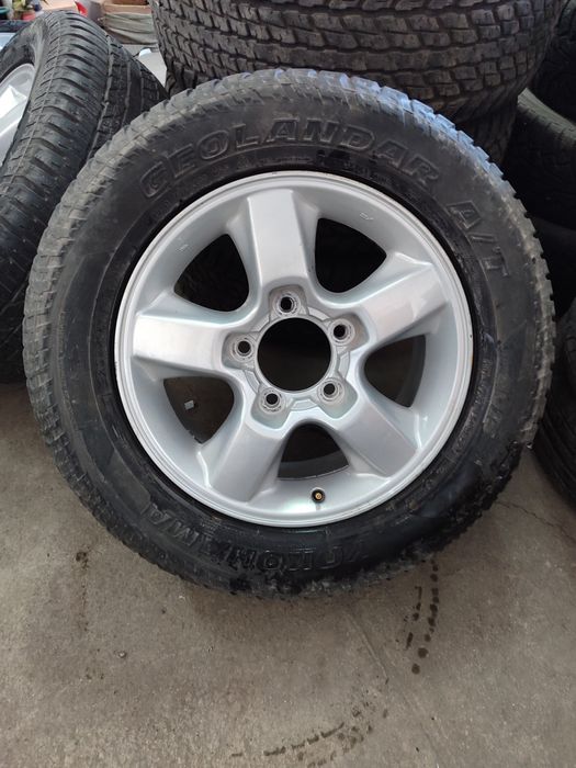 Продам диски комплект с шинами