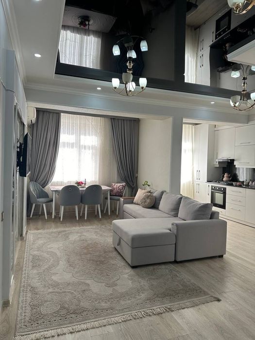 Яшнабад ЖК Азиа Хаус продается квартира с Евро ремонтом 2/5/8  68м2