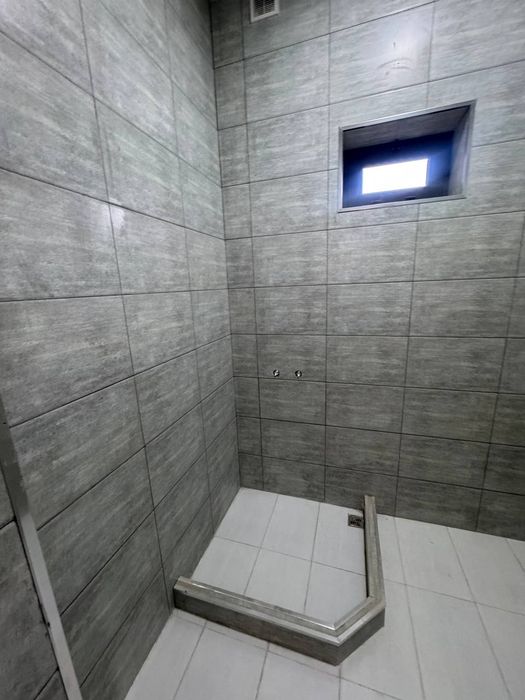 2сотик 5та хона +хол