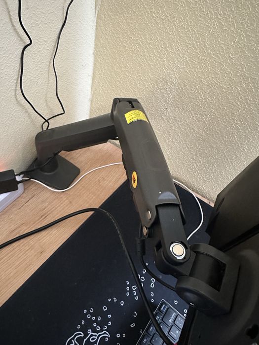 Монитор 240гц 27’