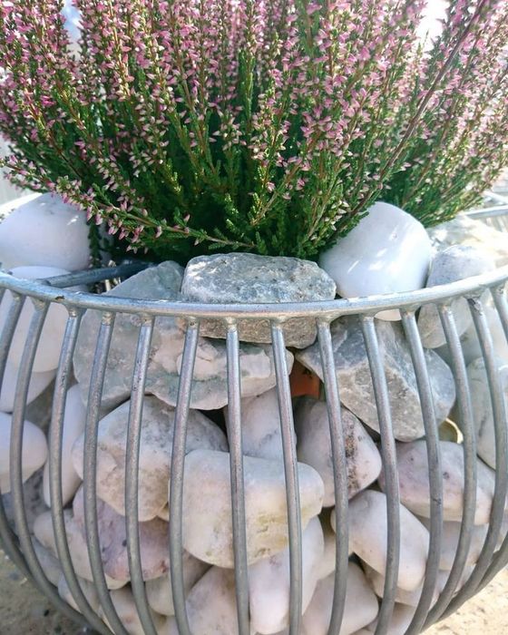 Вазон из галка камен