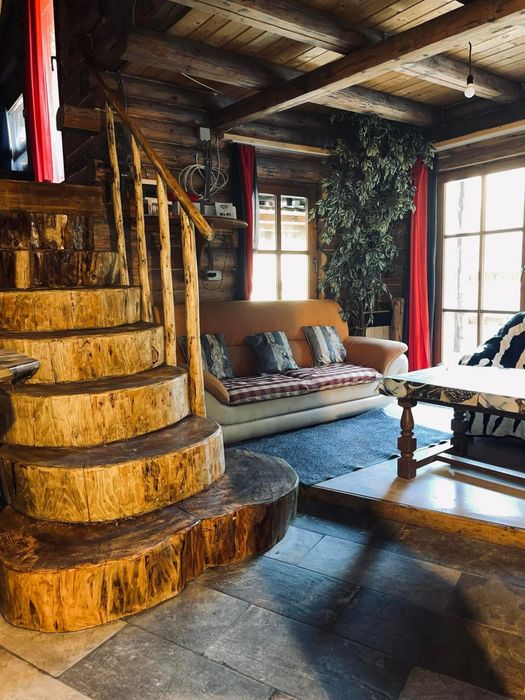 Cabana de inchiriat 28pers cu jacuzzi inclus